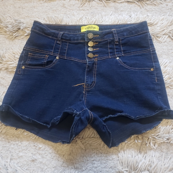 VIENNA HIGH-WAISTED DENIM SHORTS SIZE 11 - Picture 1 of 1